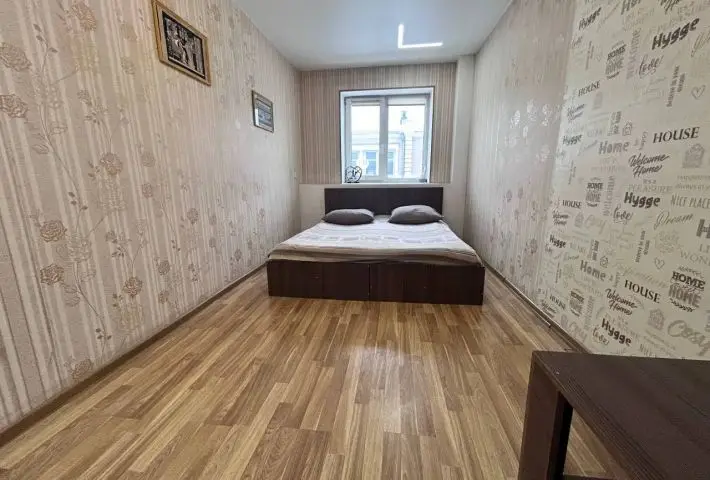 Гомель, Советская улица, 3, 2 комн.