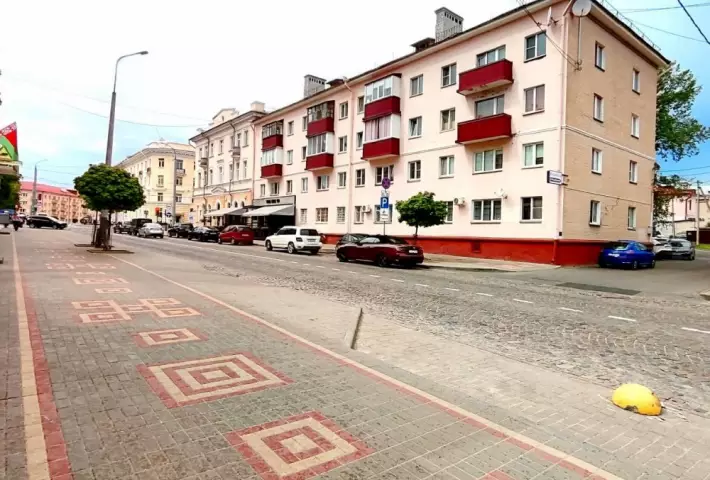 Гомель, Советская улица, 3, 2 комн.