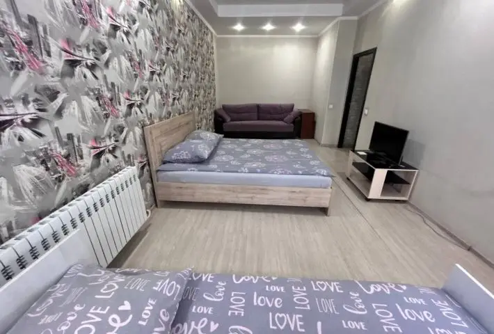 Гомель, Красноармейская улица, 3, 2 комн.